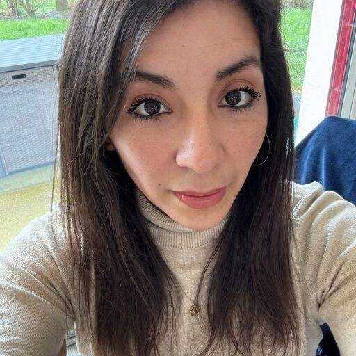 Beatriz JAMES